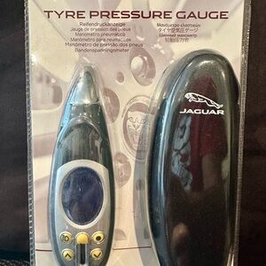 Jaguar Tyre Pressure Gauge Set